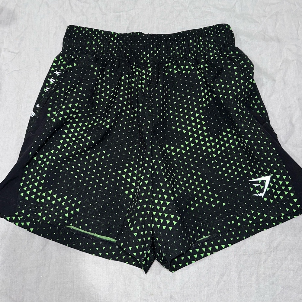 Gymshark Shorts Xsmall Unisex can wear it a woman is also super comfortable ✅